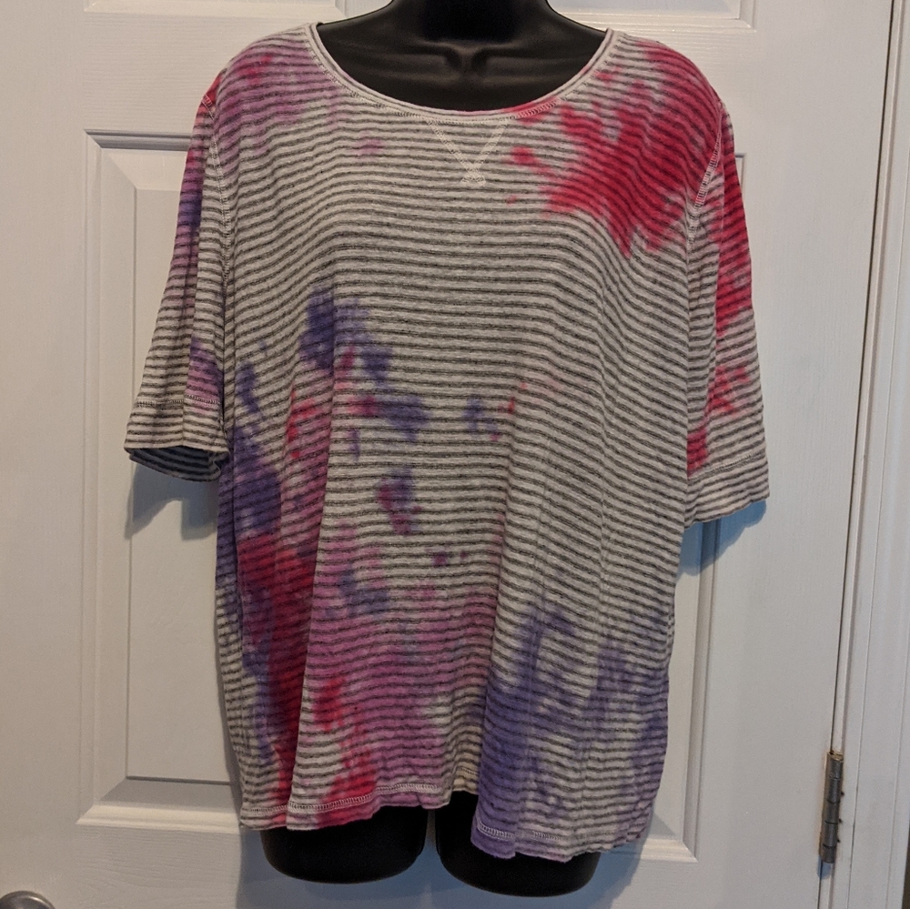 Ann Taylor loft XXL watercolor dyed Tee
